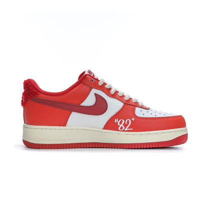 Nike Air Force 1 LV8
